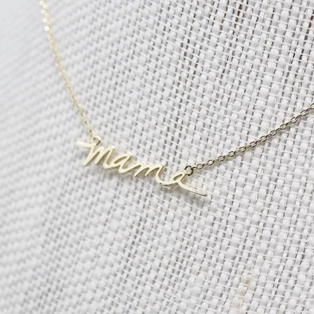 Mama necklace